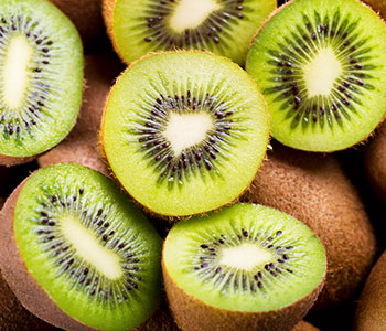 Kiwi er en god kilde til vitaminer, mineraler og vigtige næringsstoffer