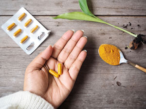 Turmeric Capsules & Powder Turmeric Capsules & Powder